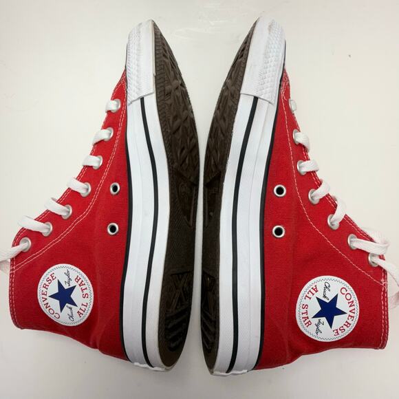 Converse Chuck Taylor All Star Hi Canvas Sneakers Red, Men size 6 Women size 8 - Picture 2 of 8